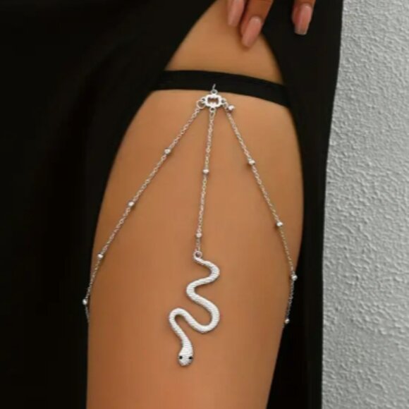 Silver Snake Chain Leg Jewelry - Picture 1 of 3